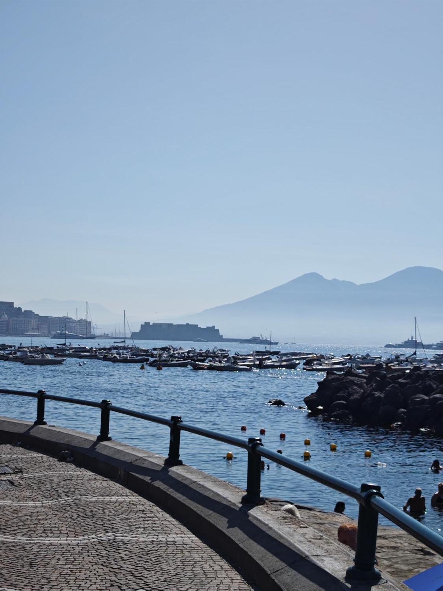 Napoli Central Capodichino B&B Exteriör bild